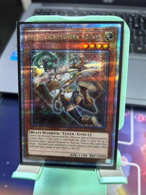 CR04-AES16 FELIS, LIGHTSWORN ARCHER 光道弓手 菲莉絲	